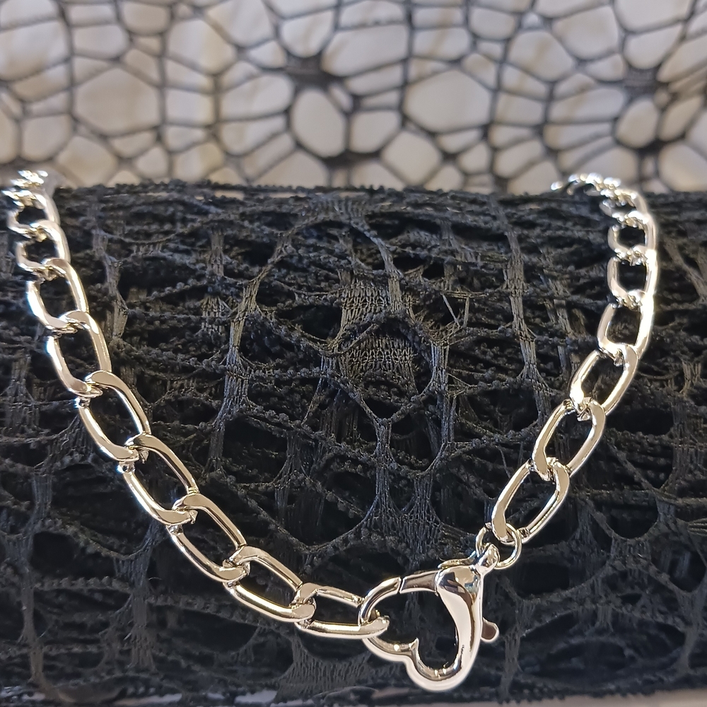 Stylish Silver Chain Necklace
